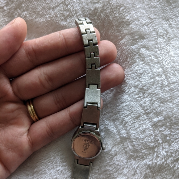 Gucci Watch - Picture 7 of 16